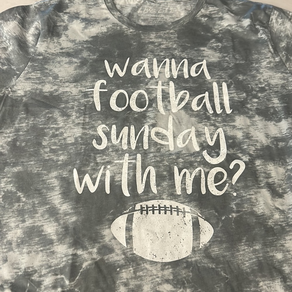 t-shirt - Picture 3 of 3